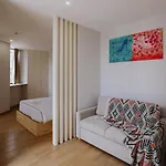 888 Hostel&suites *