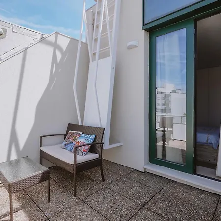 888 Hostel&suites Aparthotel