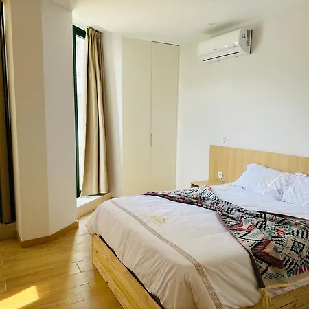 888 Hostel&suites * São João da Madeira