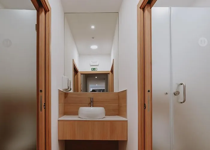 888 Hostel&suites * São João da Madeira